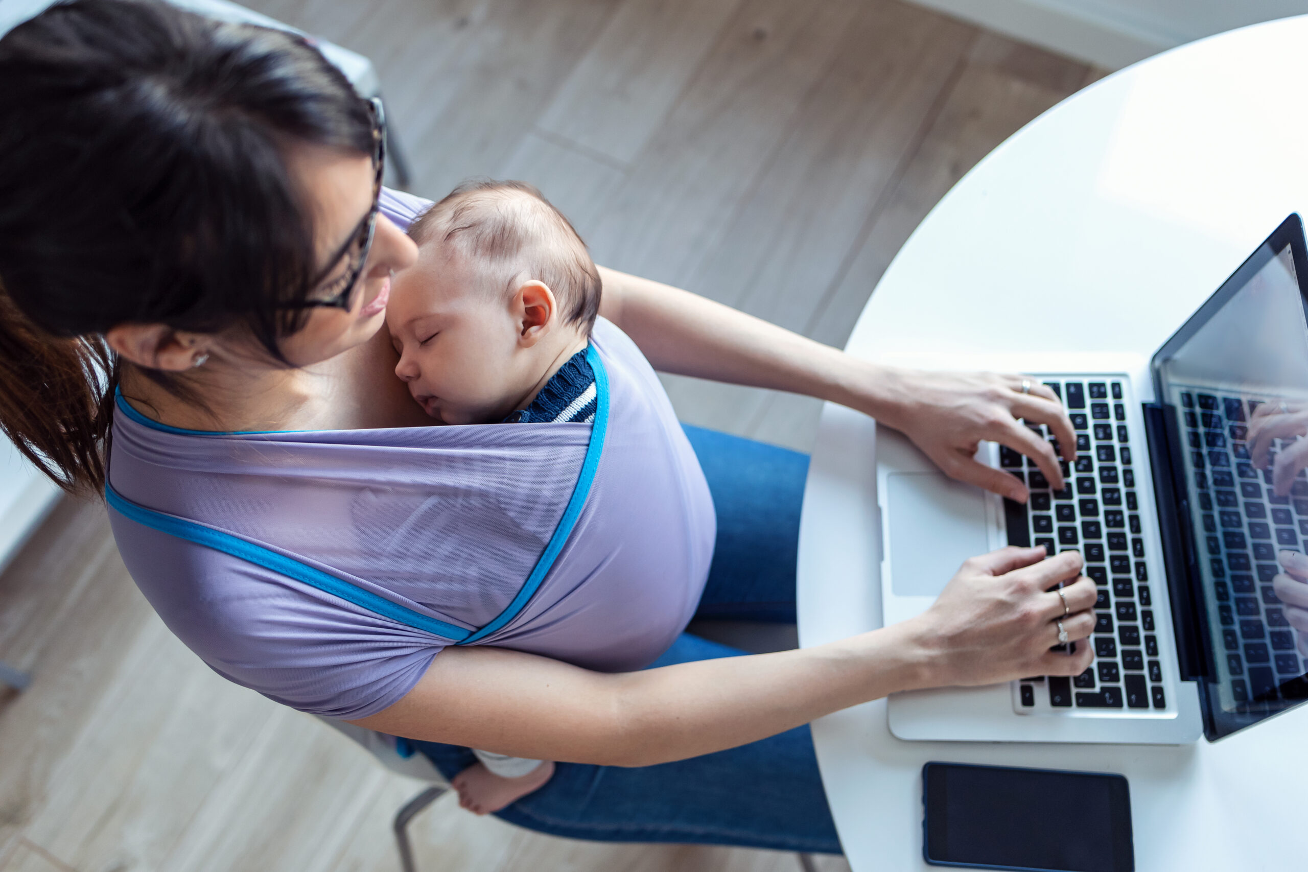 The Elvie Pump Is Empowering Working, Breastfeeding Moms